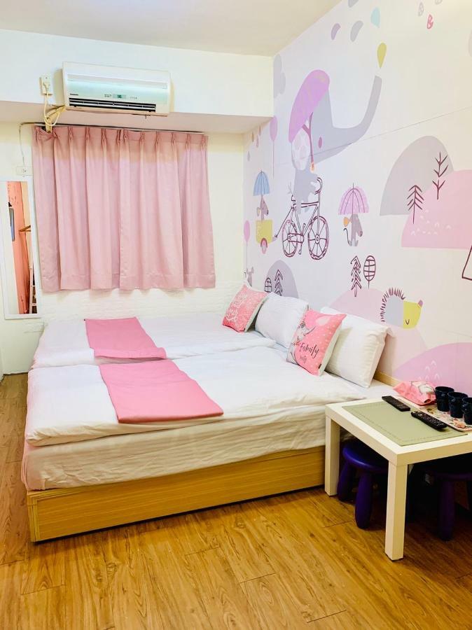 Feng Jia Kitty House Apartment Taichung Bagian luar foto