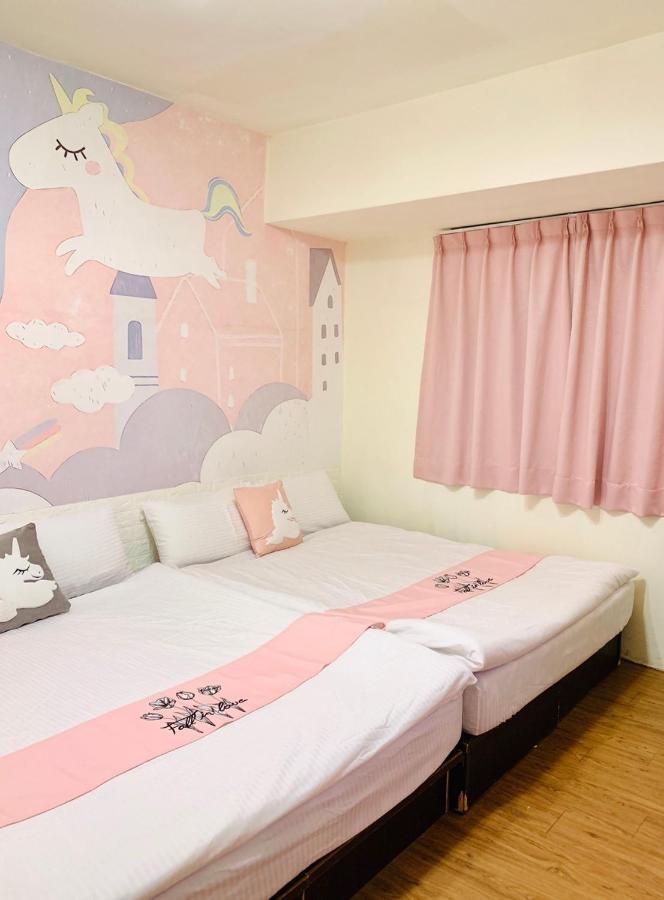 Feng Jia Kitty House Apartment Taichung Bagian luar foto